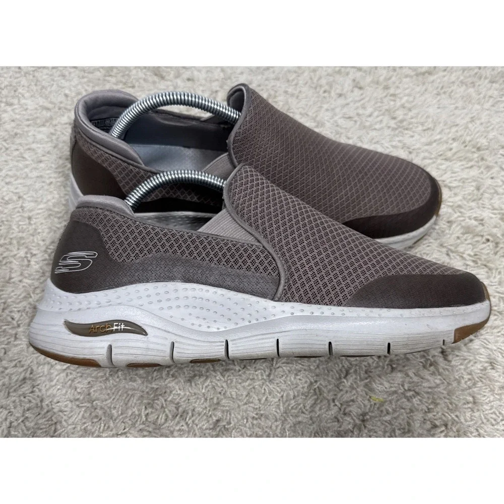 Skechers Mens Go Walk Arch Fit Slip On Comfort Sneakers Taupe Brown‎ Size 8.5M